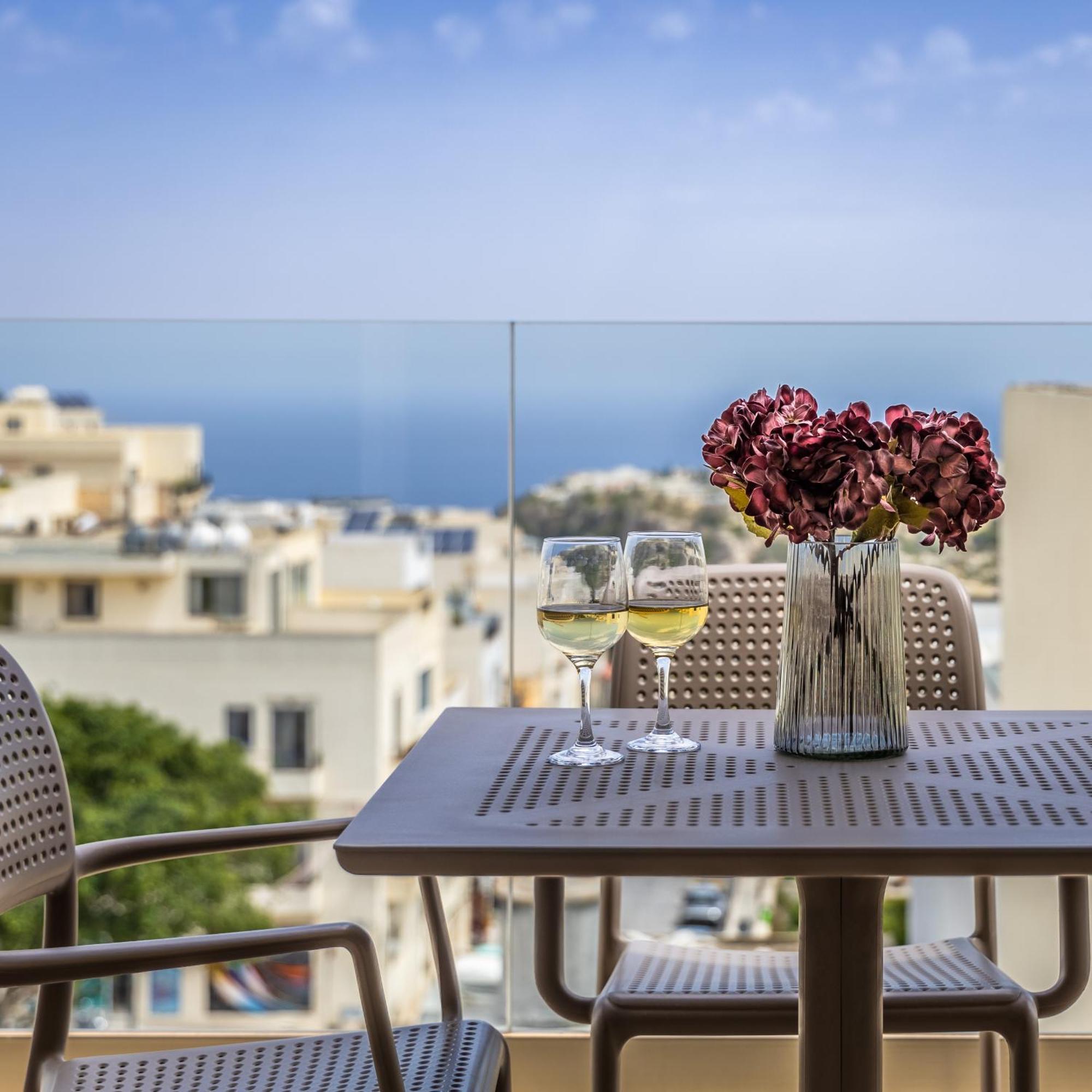 Fl5 Thelodge Amazing Views W Terrace By Homely Меллиеха Экстерьер фото